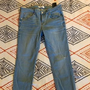 ZARA  Woman denim jeans with raw seam